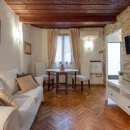 Signoria Florentine Διαμέρισμα *