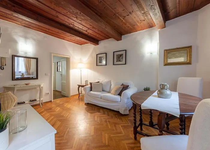 Signoria Florentine Apartament *